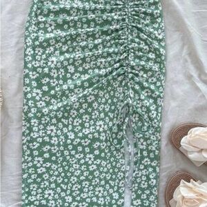 SHEIN Green Floral Pencil Skirt